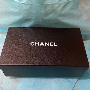 Chanel box